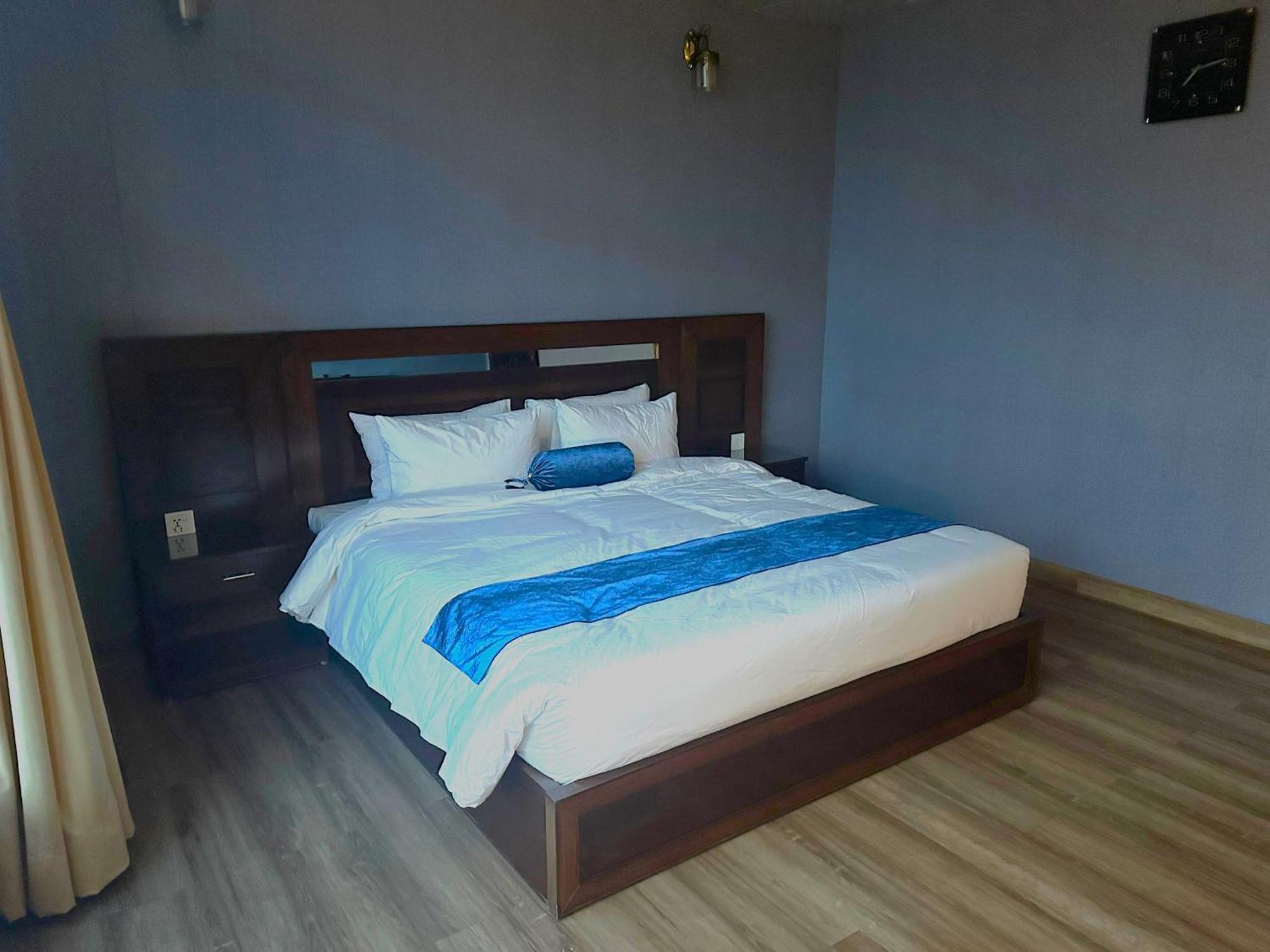 Luxury Apartment In Dha Phase 8, Near Allama Iqbal International Airport Lahore Eksteriør billede