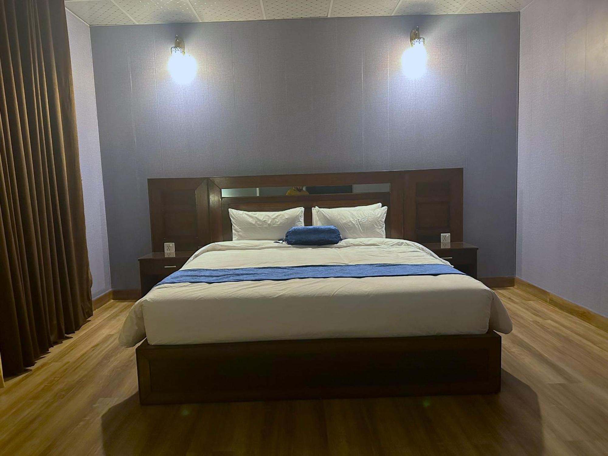 Luxury Apartment In Dha Phase 8, Near Allama Iqbal International Airport Lahore Eksteriør billede